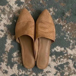 Loafers of Mystery size 8